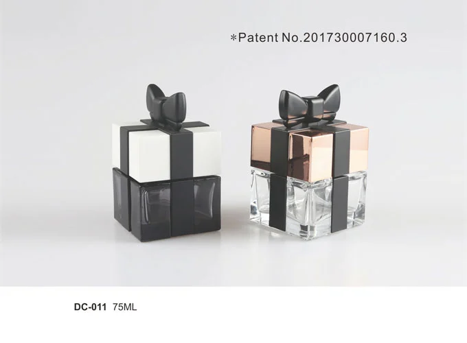 GIFT BOX PERFUME DESIGN